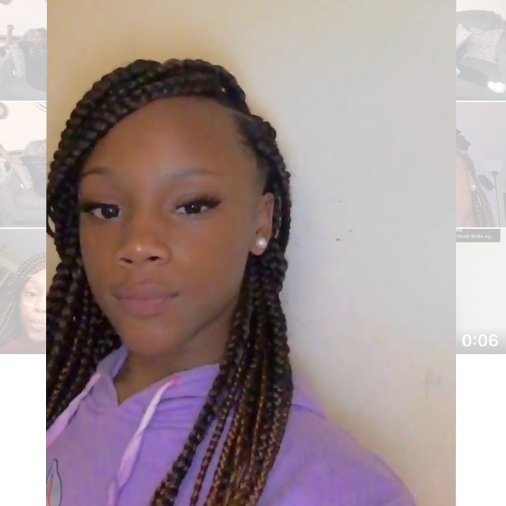 Meet your Posher, Maya